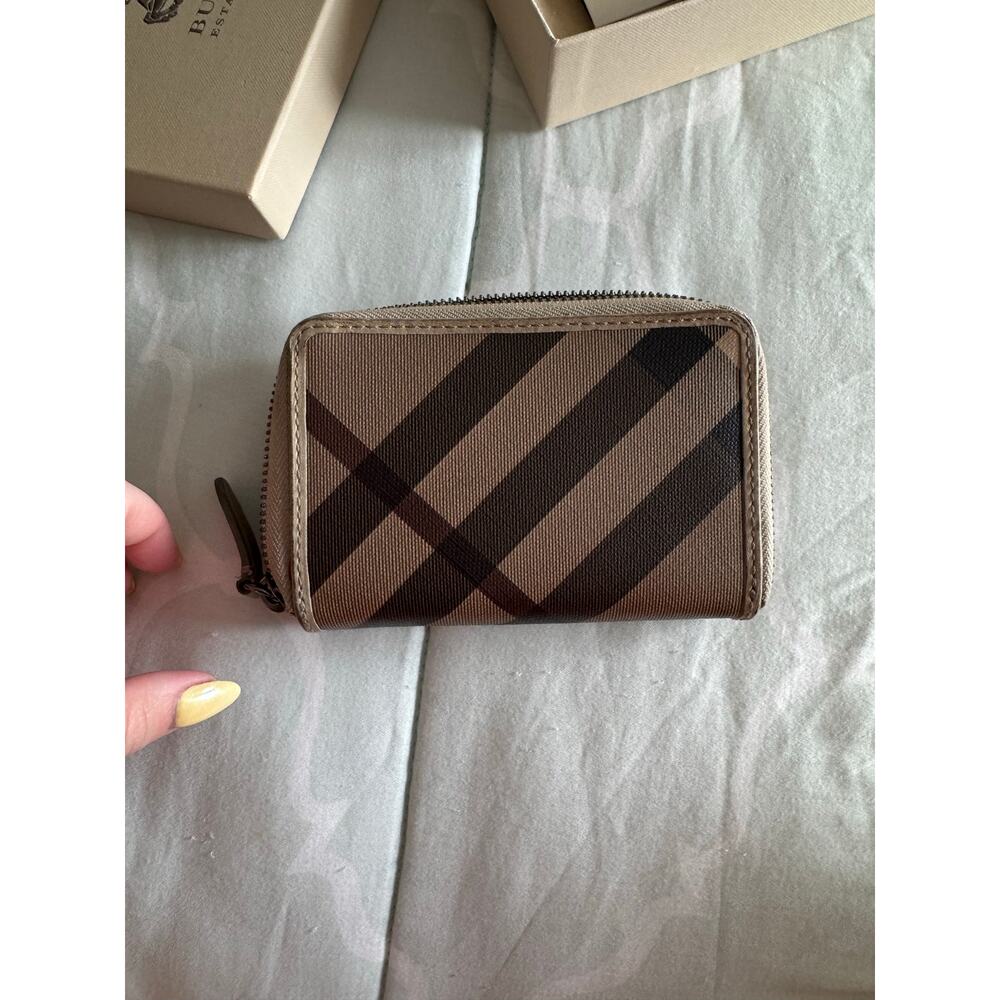 Burberry Smoked Check Woven Small Check Wallet - Picture 2 of 10